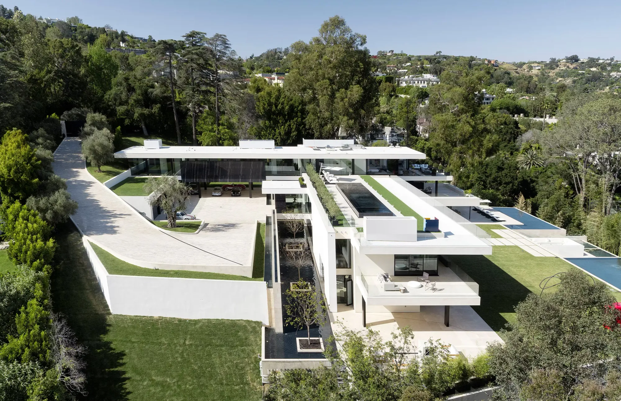 Beyoncé and Jay-Z's Bel-Air Marvel