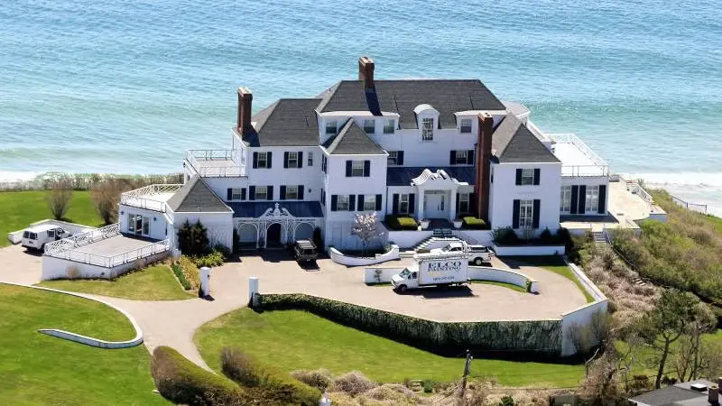 Taylor Swift’s Rhode Island Mansion